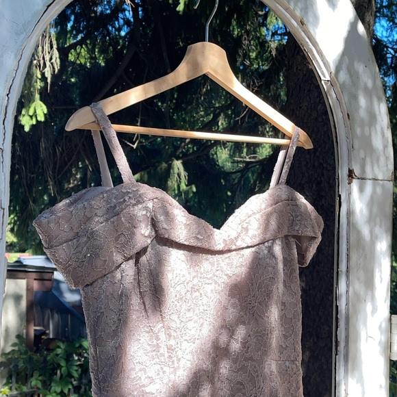 NWT off the shoulder fishtail formal dress - Picture 8 of 15